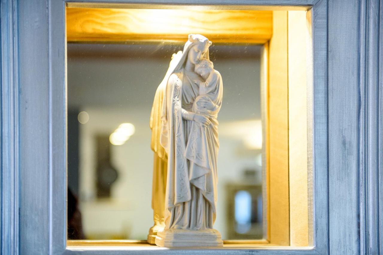 מלון לורדה La Sainte Famille מראה חיצוני תמונה