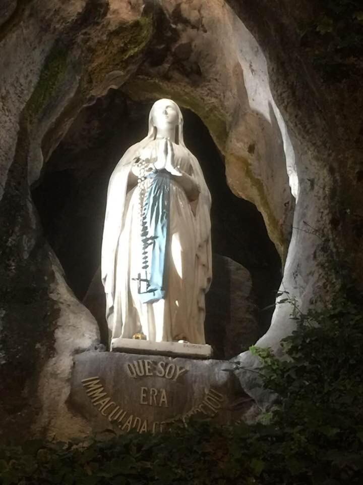 מלון לורדה La Sainte Famille מראה חיצוני תמונה